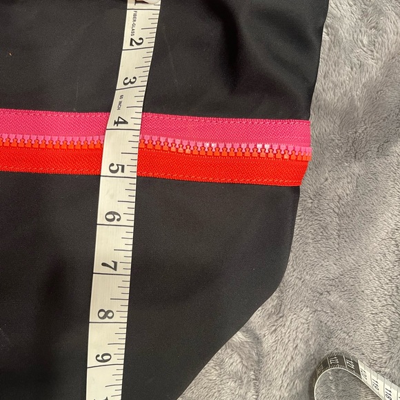 Kate Spade Black Shoulder Tote Bag w/ lots of pockets - great used condition! - Picture 9 of 10